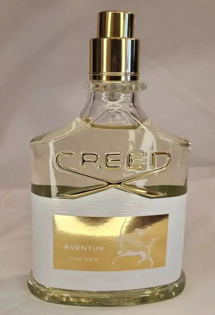 Creed Aventus for Her Eau de Parfum box packaging